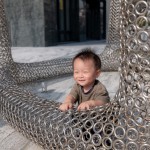 藝術(shù)家將日常的感受與體會(huì)，幻化成作品豐富的圖說(shuō)語(yǔ)彙，陪伴住戶一同度過(guò)美好時(shí)光。