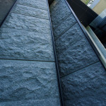 造型牆-石材與金屬收邊