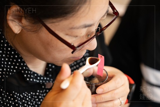 在地風(fēng)土記憶轉(zhuǎn)化為真切的感受，把這獨(dú)特氣味的記憶留存在腦海裡，並長(zhǎng)存於心。