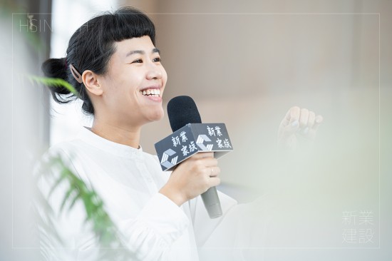 邀請浮生半閑董紜綺老師 帶領(lǐng)4位茶師，淺談茶的風(fēng)味輪，製程背景、有無發(fā)酵、香氣展現(xiàn)和沖泡手法。