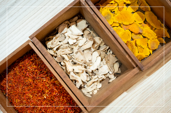 端午節(jié)前夕，與竹北家族好友們相約在T2 Cafe，開啟五感，來場藥草尋味旅程，私藏草本時蘊。