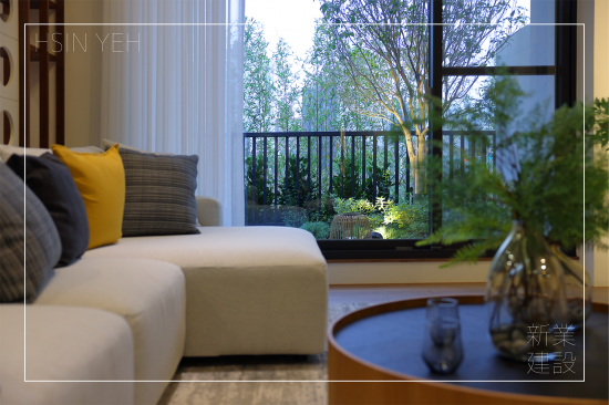 窗戶的品質決定住宅的質感，簡約卻不簡單，讓一扇講究的窗，輕鬆開啟全新的舒適生活。