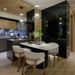 開放式的動(dòng)線設(shè)計(jì)兼顧實(shí)用及美學(xué)，迎來舒適的視覺饗宴，打造屬於彼此的交心「食」刻！