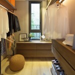 對生活喜歡井然有序的人來說，更衣室就像管家一樣，上衣下著整齊排列在前，出門「欽點(diǎn)」時(shí)更加優(yōu)雅從容。