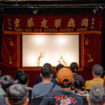 『西遊記-金兜山獨(dú)角青?！豢粗鴮O悟空如何對付獨(dú)角青牛，救出師父與師弟們，藝師以生動(dòng)的演繹手法、有趣的口白，圈起在座來賓的目光。