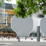 涼爽的10月中旬，相聚臺中國家歌劇院，帶領(lǐng)家族好友透過一張張照片，進(jìn)入到臺南純樸的美景，感受最道地的人情。