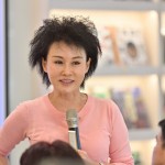 譚老師近距離與我們接觸，告訴我們?nèi)绾伪芏?、降低各種毒素的影響，也破解「大家都這麼說但不見得正確」的流言，讓無毒的生活更精準(zhǔn)到位。