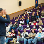 期待家族好友們?cè)诮袢盏幕顒?dòng)中，盡情歡笑、放鬆身心，將生活的繁雜事一掃而空，度過(guò)紓壓愉快的周末。