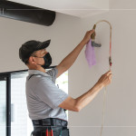 由水電廠商測(cè)試?yán)錃獾呐潘苈?，確保排水通暢，讓住戶在夏日安心享受清涼舒適的居家環(huán)境。