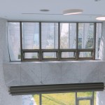 窗框外象徵樹鬚的弧形遮陽板，曲線美學(xué)講究對(duì)線之細(xì)節(jié)。