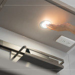 驗(yàn)屋時(shí)由客服人員、專業(yè)廠商陪同，協(xié)助解答疑問(wèn)、把關(guān)施工品質(zhì)，測(cè)試各項(xiàng)設(shè)備功能是否正常運(yùn)作，迎來(lái)舒適的生活品質(zhì)。