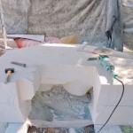 工欲善其事，必先利其器，『時光之河』於2018年初冬時節(jié)動工製作，西班牙雕塑家Nando Alvarez駐村臺中三周，打造一座跨越時空的時光之河。