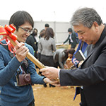 新業(yè)建設(shè) 名譽(yù)董事長穆椿松 親筆簽名