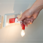 廚房與客廳「不斷電系統(tǒng)」的貼心配置，在停電時(shí)，還可做為緊急使用，使冰箱食物持續(xù)保鮮。