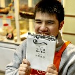 小羊們曾經是一座座孤島，因著愛與理解，而牽起彼此的手，上天或許在他們的身體上設下界限，但也因此，他們看世界的眼光反而更純粹。