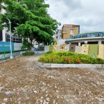 避開學(xué)童上下學(xué)時(shí)間，運(yùn)用寒、暑假期間，進(jìn)行施工工程，大規(guī)模地拆除了舊有人行道，準(zhǔn)備為它煥然一新。