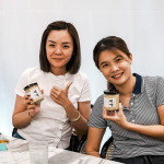 周間午後與家人好友相約體驗(yàn)古法手作味噌，期待三個(gè)月後的開(kāi)罐，與身邊的人共享美好。