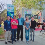 新業(yè)建設(shè)卓勝隆董事長(zhǎng)(左一)與西班牙藝術(shù)家Nando (左二)、新業(yè)建設(shè)蕭智夫建築師(中間) 、保加利亞藝術(shù)家Liliya(右二)及東海建築系邱浩修系主任(右一)一同共襄盛舉。