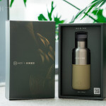 獻上一份溫暖的心意–新業(yè)客製化海迪保溫壺，感謝講師遠道而來的分享，將新業(yè)的陪伴融入在日常中。