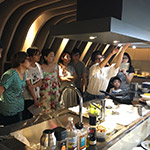 大家都好認真聽講且主動筆記下來！