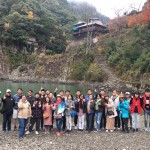 橫跨和歌山縣、三重縣、奈良縣的瀞峽，陡峭的斷崖和鈷藍(lán)色清流創(chuàng)造出一片神秘世界，在這座懷有秘境楓情的溪谷中，紅葉也顯得風(fēng)情萬(wàn)種。