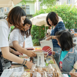 擔(dān)任文學(xué)館書席認(rèn)養(yǎng)人邁入第五年，不時(shí)有補(bǔ)充好書的需求，感謝許多熱心的家族朋友，攜帶好書與大家分享，透過 ＃共享_共好，譜出更多美麗的故事。