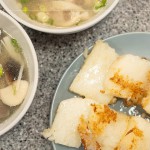 活動的尾聲，享用煎好的蘿蔔糕同時(shí)，吳師傅更精心準(zhǔn)備了百菇鮮雞湯，在這寒冷的周六午後，暖胃也暖心。