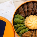 伴手禮贈送來自臺中 ＃迦南園烘焙庇護工場 的花心曲奇餅乾， ＃伊起吃小點_做公益，為這場講座活動增添另一份愛的溫度。