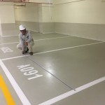 室內(nèi)停車位的長(zhǎng)寬尺寸攸關(guān)用戶停車空間與權(quán)益，勘驗(yàn)OK也代表當(dāng)初放樣的高度精準(zhǔn)性。