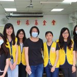 新業(yè)夥伴藉由這次服務(wù)，親自投入出餐過程，將關(guān)懷長者的這份信念具體化，希望將這份愛讓更多人化身志工、參與響應(yīng)。