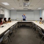 在定期舉辦的新進(jìn)人員教育訓(xùn)練中，新業(yè)建設(shè)創(chuàng)辦人-穆椿松，親自傳授自身經(jīng)驗(yàn)與業(yè)界所見，幫助新進(jìn)人員建立全方位的職場(chǎng)價(jià)值觀。