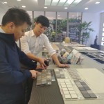 乾濕分離的淋浴間，是一個充滿安全感的私領(lǐng)域，因此挑選馬賽克磚時除了強調(diào)止滑係數(shù)，美觀上也需將低調(diào)而具有個性感的款式一併納入。