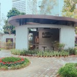 新業(yè)除了打造一景收納群書，也不定期捐贈書本，讓愛書人在這裡沉澱思緒。這裡是書的家，或許也是每一顆飄流心的棲身之所。