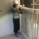 為了安全起見，新業(yè)職人團(tuán)隊(duì)相當(dāng)重視陽(yáng)臺(tái)欄桿高度，除了合乎建築技術(shù)規(guī)則，也包含替住戶與家人著想的心意。