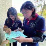 新業(yè)同仁們精神抖擻，出發(fā)前再次確認，仔細核對送餐路線、葷素的注意事項，帶著滿滿的祝福，啟程傳遞愛。