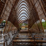 內(nèi)部的磨石子地板，則請到中部偏鄉(xiāng)的國高中同學(xué)施作，磨練職業(yè)技藝。業(yè)者提供