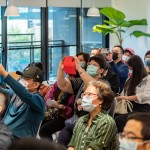 新業(yè)家族紛紛舉起手機，將這片土地的美景納為口袋名單，也期待著實際探訪的那一天。