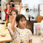 活動尾聲進(jìn)行Q＆A時(shí)間，用輕鬆互動的方式回憶過程中分享的知識，渡過一場充實(shí)的暑假時(shí)光。