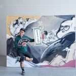 『新業(yè)掌門人在此！』，精心設(shè)計(jì)的手拿牌搭配靈活的肢體動作，住戶恣意發(fā)揮，呈現(xiàn)心目中武林大俠的模樣。