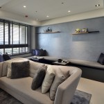 開放式格局的安排，坐收借景、引光，放大坪效的視覺效果形塑出公領(lǐng)域舒適的生活尺度，賦予更加靈活的空間使用性和互動性。從【新業(yè)觀峰】開始，能體會「江上風(fēng)月無常主，但是閒人即主人」的意境與實景