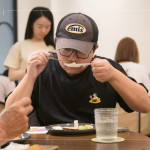 用嗅覺(jué)喚醒記憶與感官，捕捉起司的香味層次，讓入口的感受更完整細(xì)膩。